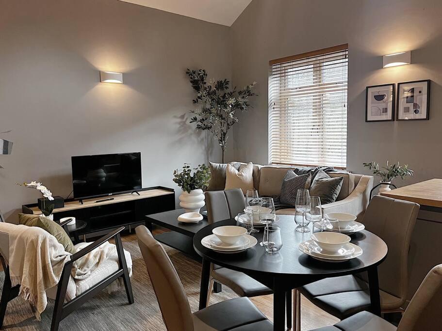 Cosy 2 Bedroom Apartment Todmorden Dış mekan fotoğraf